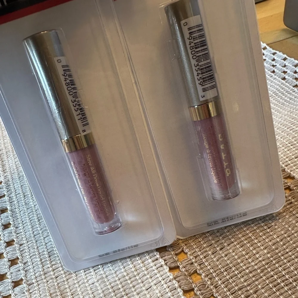 Stila Travel Size Lip Products Glosses and Liquid Lipsticks - Picture 3 of 7